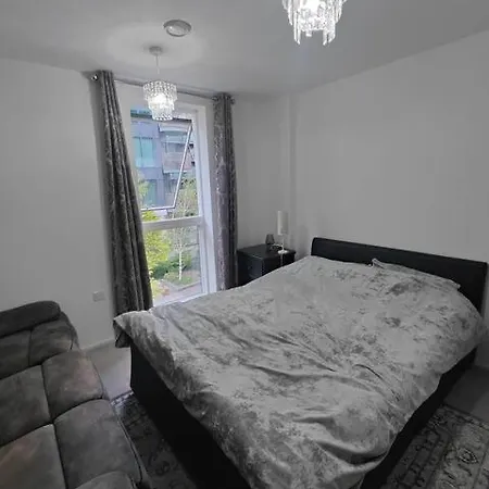 Canary Wharf Homestay London Exterior photo