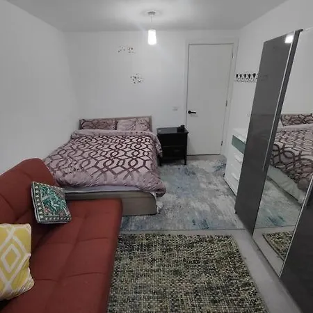 Canary Wharf Homestay London Exterior photo